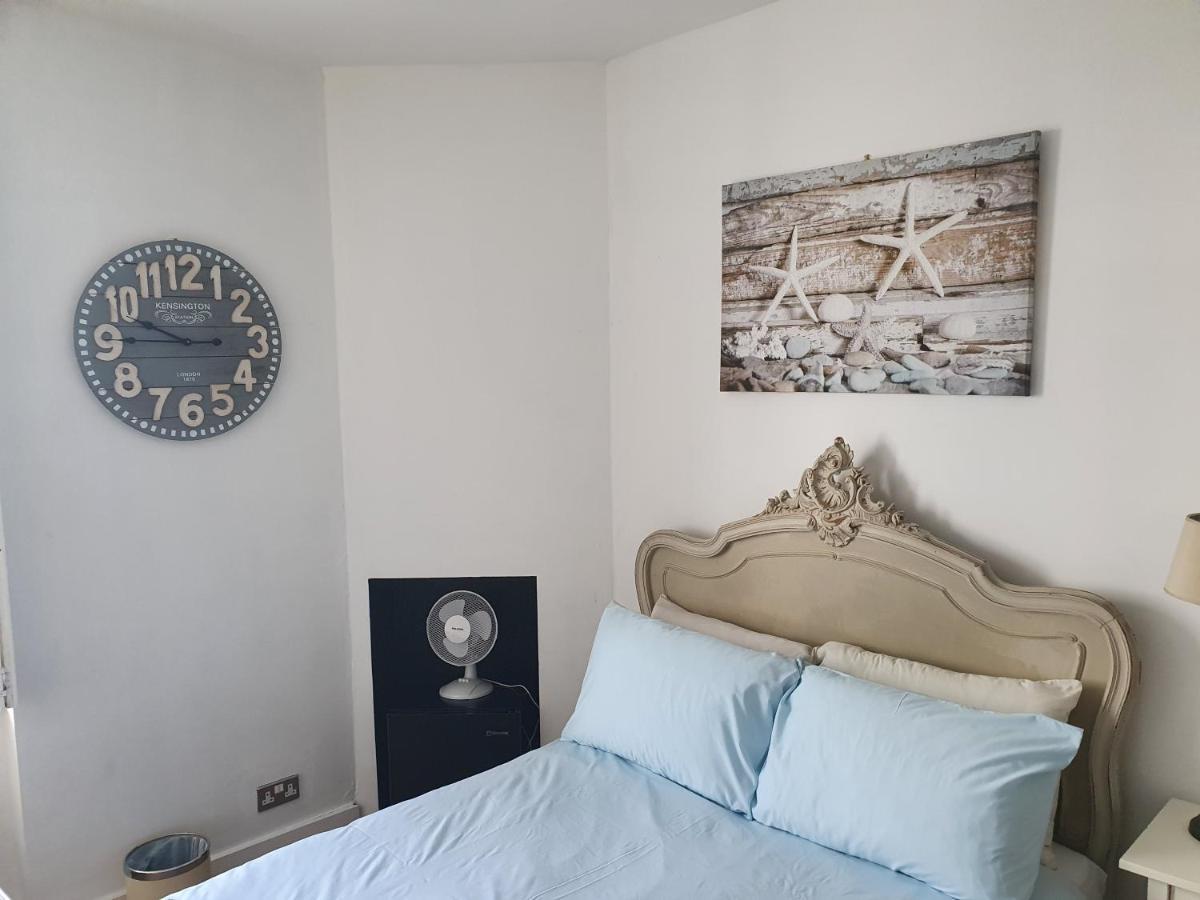 Waynes Place Ξενοδοχείο Μπράιτον Εξωτερικό φωτογραφία